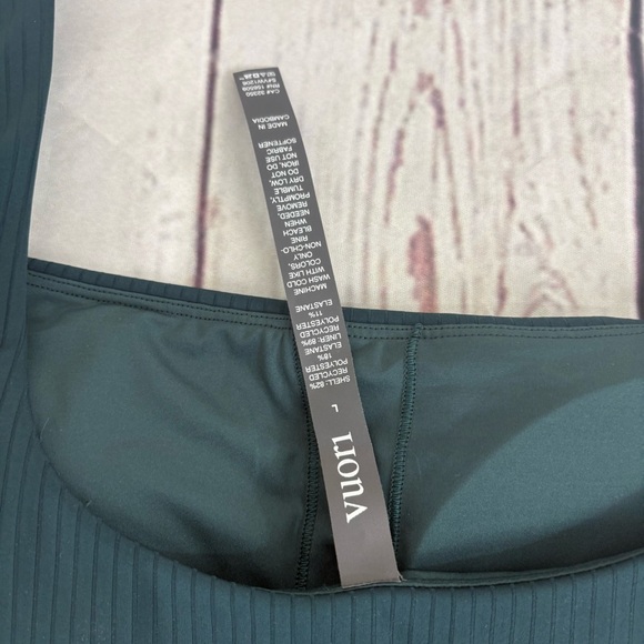 VUORI Inversion Rib Support Tank Moss Size L NWT - Picture 6 of 7
